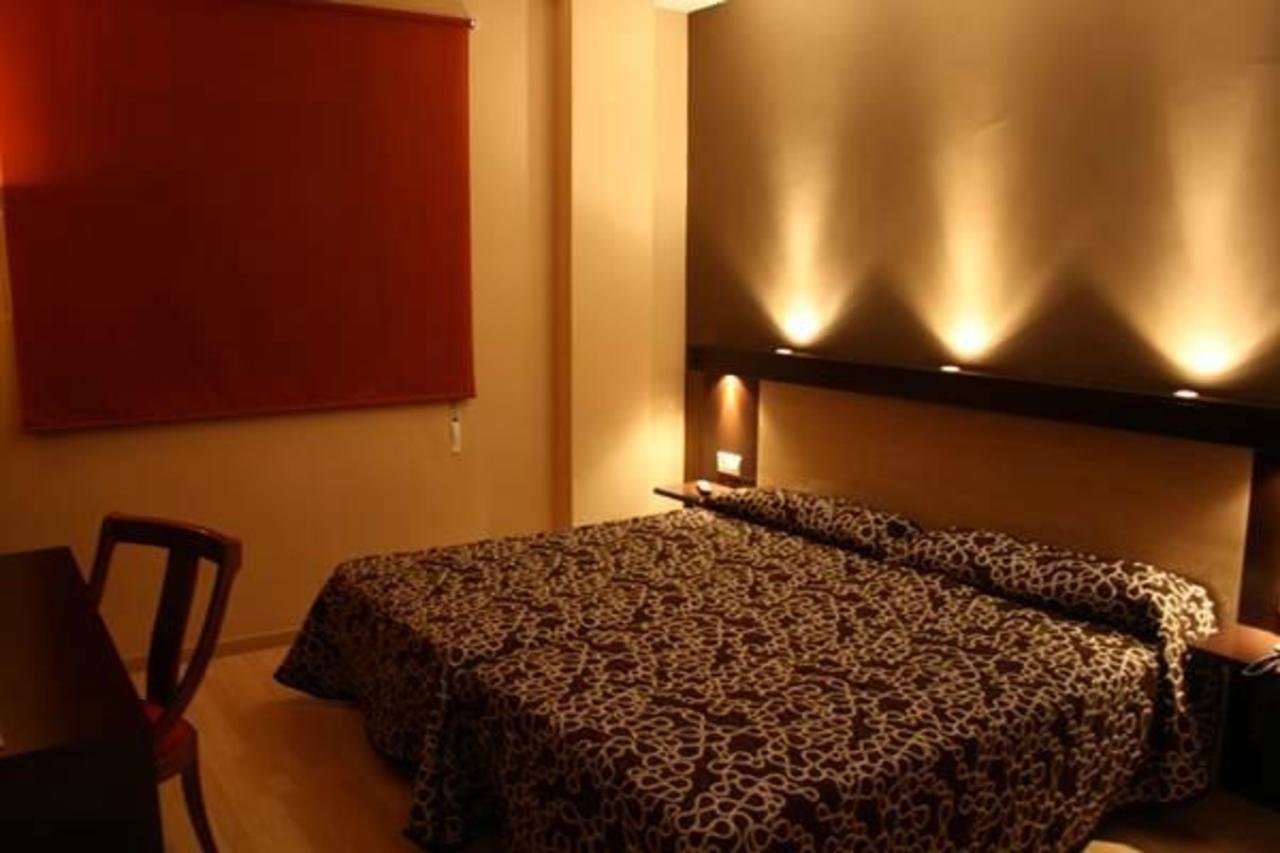 Hotel Acosta Ciudad De La Musica Villafranca de los Barros Dış mekan fotoğraf