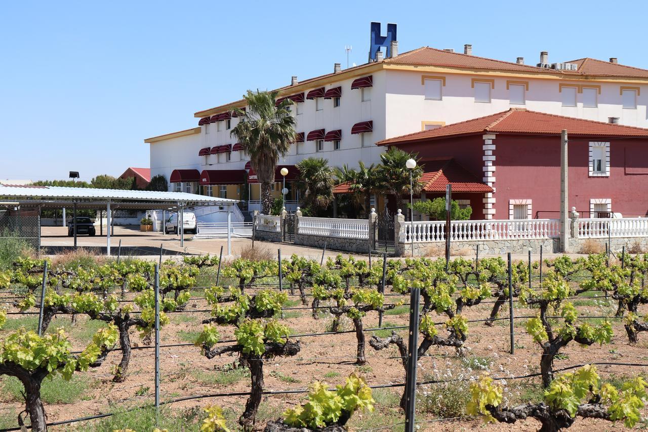 Hotel Acosta Ciudad De La Musica Villafranca de los Barros Dış mekan fotoğraf