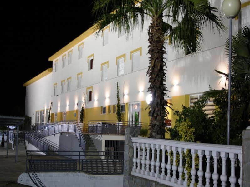 Hotel Acosta Ciudad De La Musica Villafranca de los Barros Dış mekan fotoğraf